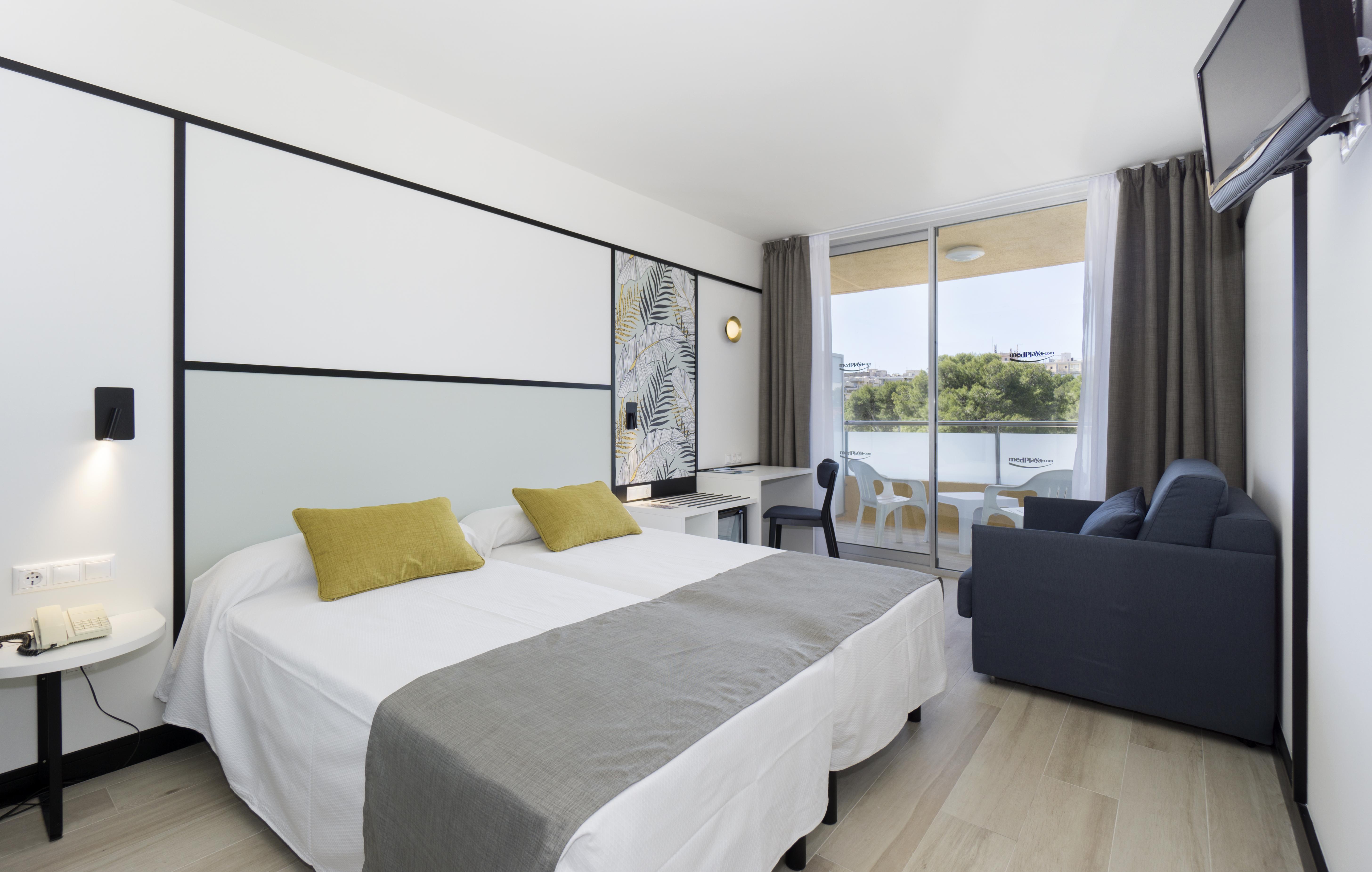 Medplaya Hotel Calypso Salou Bagian luar foto