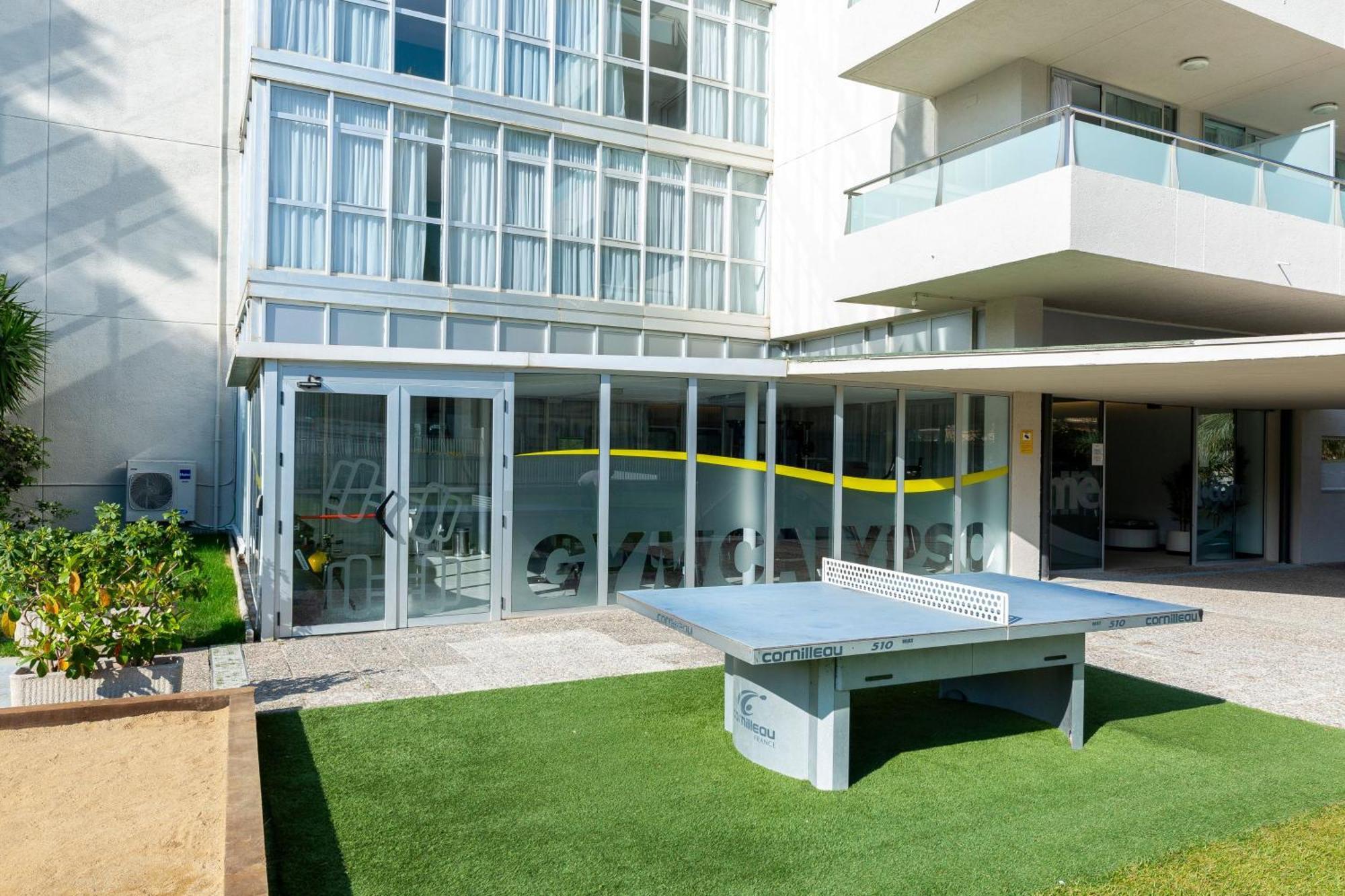 Medplaya Hotel Calypso Salou Bagian luar foto