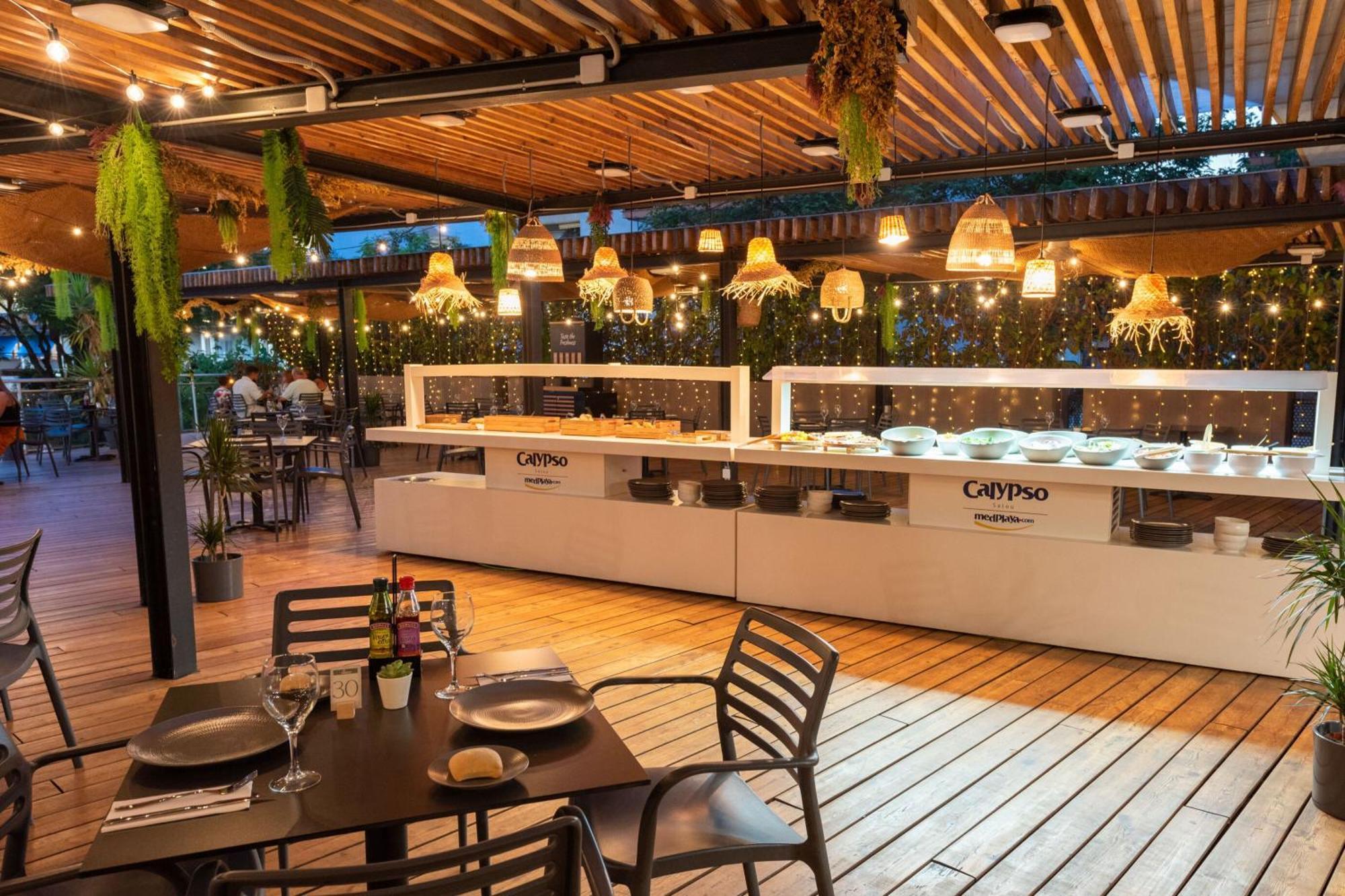 Medplaya Hotel Calypso Salou Bagian luar foto
