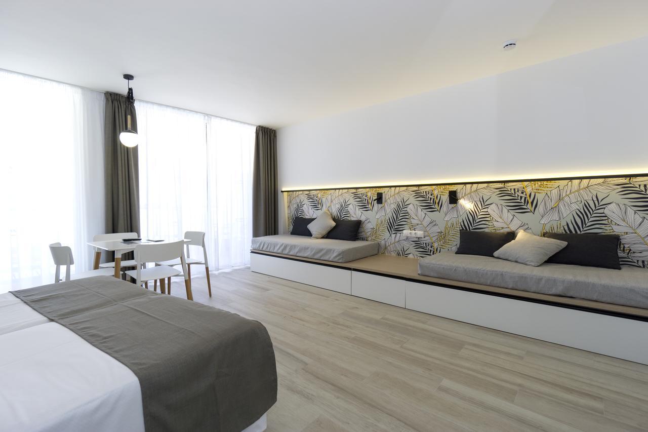Medplaya Hotel Calypso Salou Bagian luar foto